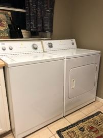 Working washer and drawer, Estate by Whirlpool