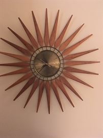How cool!  A sun clock.