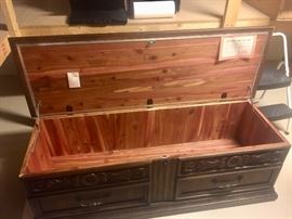 Vintage lane cedar chest