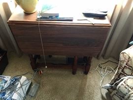 Antique gateleg table