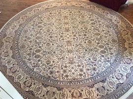 Round Area Rug