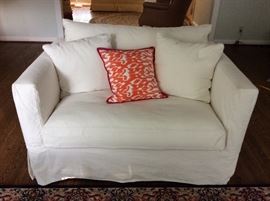 CRATE & BARREL Willow Modern Slipcoverd Loveseat Sofa