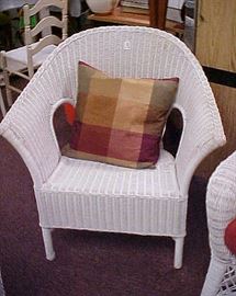 WICKER CHAIR-1