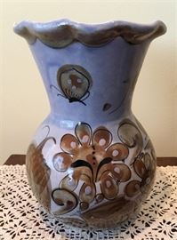 #2413: Handcrafted Pottery Vase
Handcrafted pottery vase made in Mexico.

5” x 5" x 7”H
