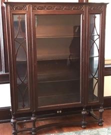 #1419: Antique China cabinet
Antique china cabinet with two doors and four shelves.

49"W x 16"D x 63"H