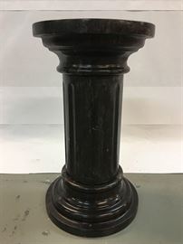 #1304: Marble pedestal black
Gorgeous black marble pedestal. Solid flat top to display your favorite collectible.
16” x 16” x 28”H