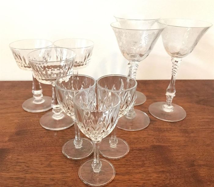 #2209: 3 sets of trio cordial glasses
3 sets of 3, stemmed cordial glassware. Great shapes and design for classic entertaining.

4" Height set - 4.5" Height set - 6" Height set