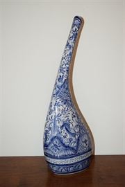 
#2234: Bud Vase, Blue and White
Bud Vase, Blue and white, Repaired (broken at the neck).

17"H