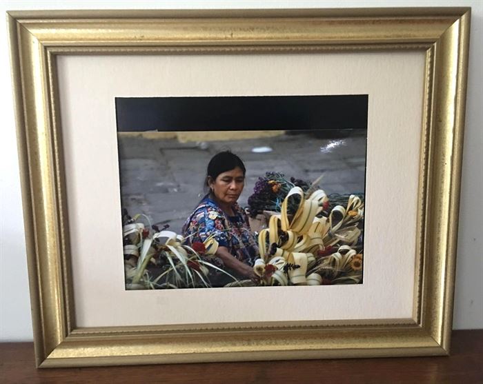 #2249: Framed Art
Lady flower deco, framed photograph.

17" x 14"