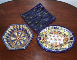 #2280: Decorative dish trio
Decorative dish trio.

6.25"D / 6"D / 8"D
