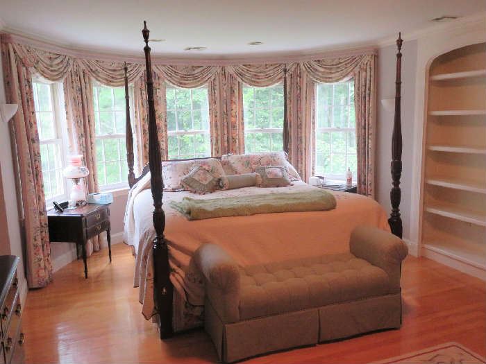 Ethan Allen mahogany king bedroom set