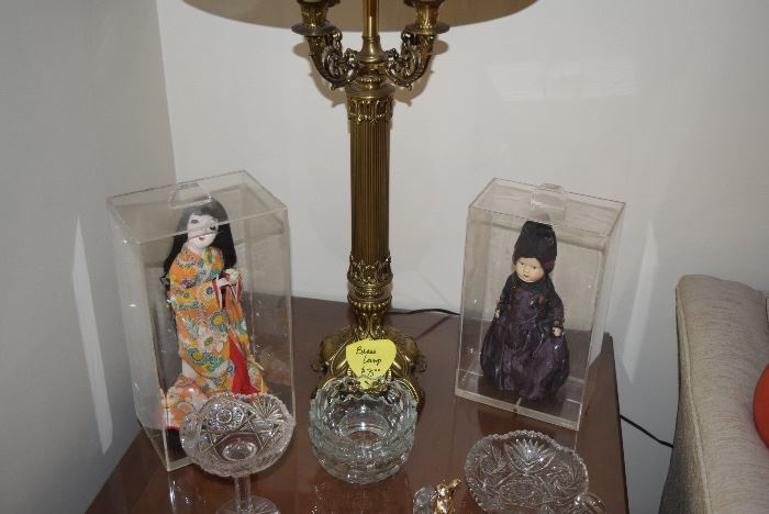 Brass Lamp, Figurines