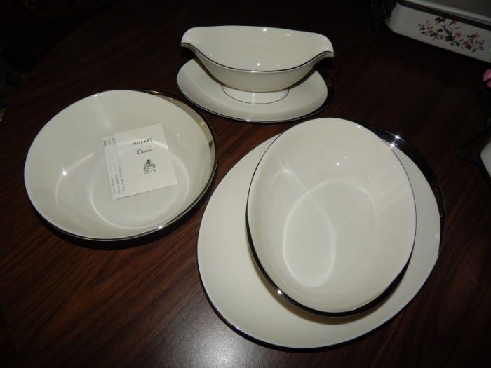 Pickard Cresent Gravy and Serving Pieces
