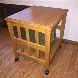  Very nice rolling cart with file holder underneath on wheels and made of oak 