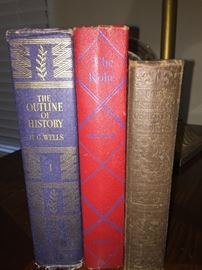  Very nice collection of quality old vintage and antique books 