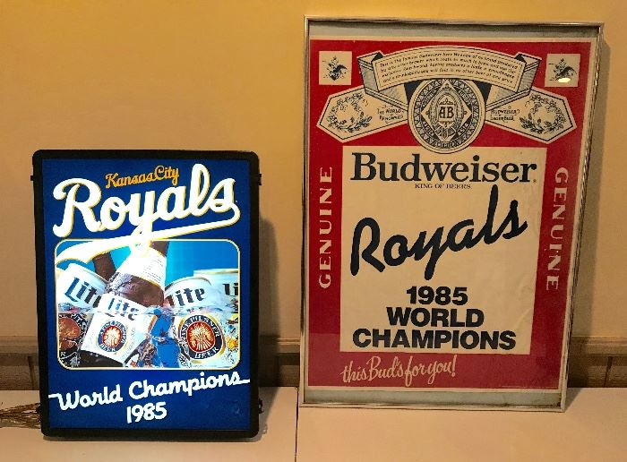 KC ROYALS 1985 WORLD CHAMPIONS Budweiser mirror, Lite Beer Lighted sign