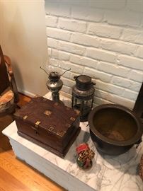 19th century Dutch Colonial box with authenticity papers 