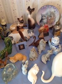 Porcelain Cats, Salt & Pepper Cats, Wood Cats, everything cats 