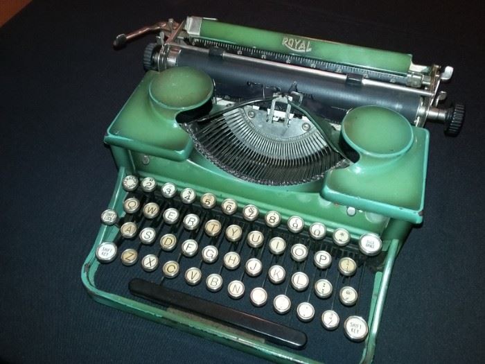 Vintage Royal Typewriter