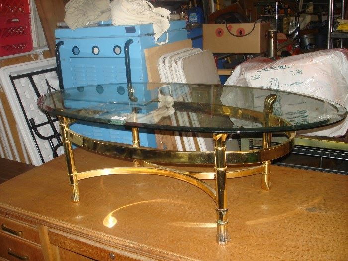 GLASS TOP COFFEE TABLE W/BRSS BASE