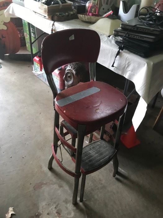 #10	red step chair stool 	 $20.00 	