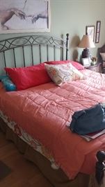 King-size bed-nice mattress