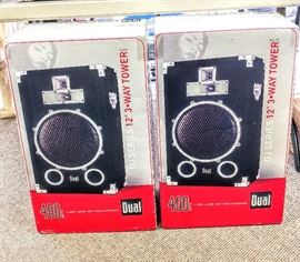 These Dual 400 speakers were still in the shipping packaging, never opened