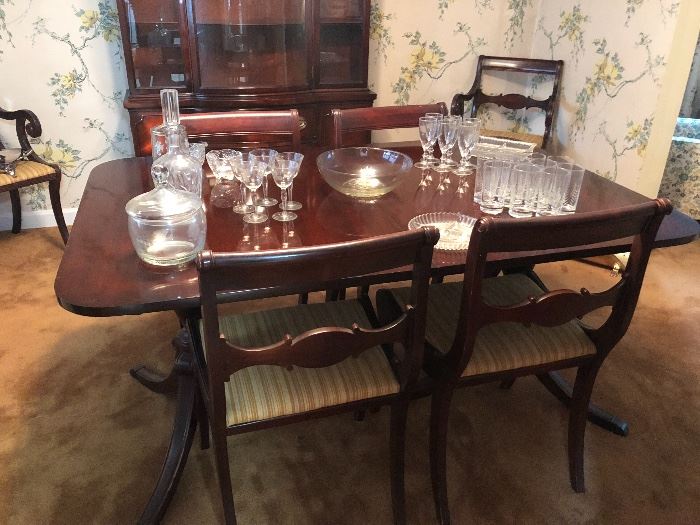 Vintage Drexel Dining Room Set