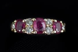 18K Ruby and Diamond - R3 1.40 ct - D6 0.58 ct