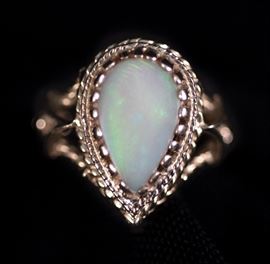 14K White Gold Opal Ring