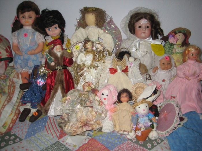 Vintage and new dolls. 