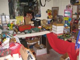 Antique toy metal trucks and scraper (remain available at end of business 8-24-18).