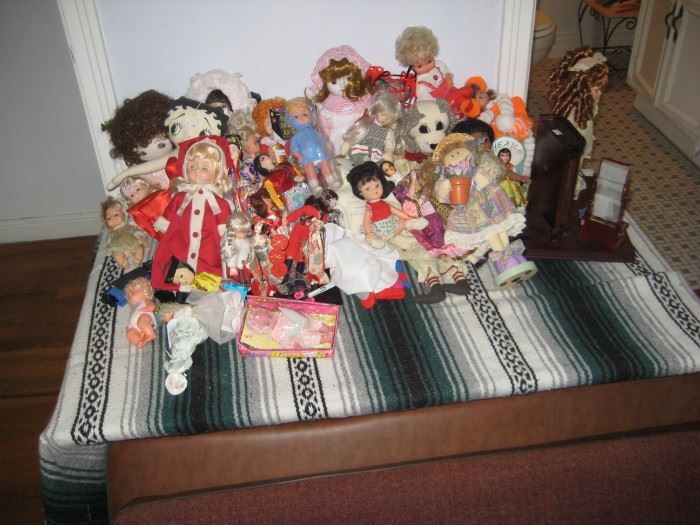Many dolls including vintage large dolls  (remain available at end of business 8-24-18). 