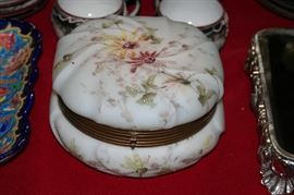 large Wavecrest powder box