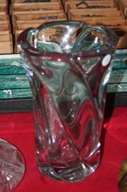 10 inch Daum Nancy massive crystal vase