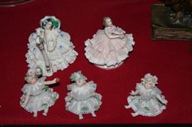 Dresden lace figures