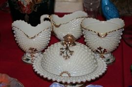 Northwoods custard art glass Argonaut Shell pattern 4 piece table set