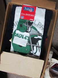 Vintage Linens, Vintage NFL Philadelphia Eagles Towel set , table covers, sewing lots, curtains, towels