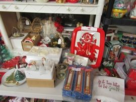 SO MUCH VINTAGE CHRISTMAS