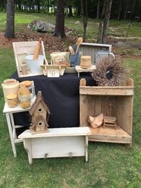  Birdhouse, White Shelf, and Decor http://www.ctonlineauctions.com/detail.asp?id=749895