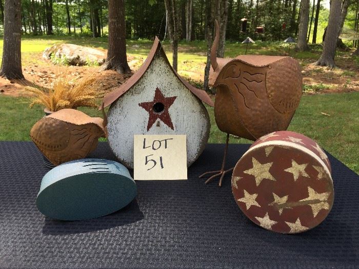 American Themed Decor, Metal Birds         http://www.ctonlineauctions.com/detail.asp?id=749554
