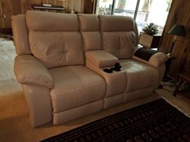 $150   Tan electric recliner