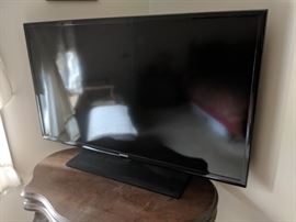 $75   40" Samsung TV