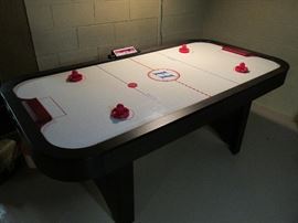 Working air hockey table in great shape