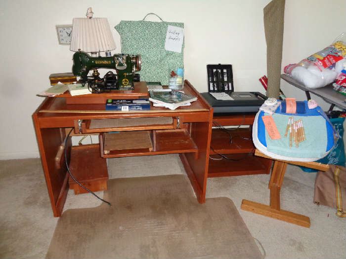 SEWING DESK, QUILT SCANNER, LACING STAND