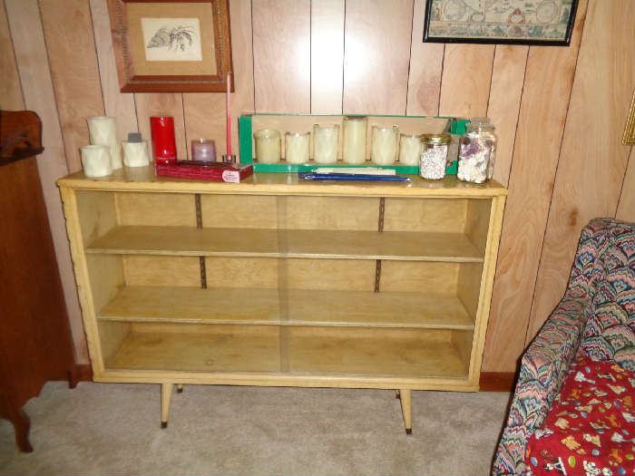 1950'S CABINET