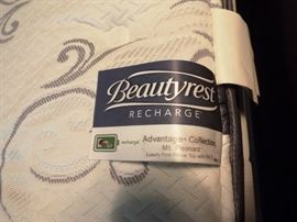 Queen Beautyrest pillow top mattress set-like new!