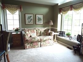 Ethan Allen love seat