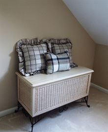 Thomasville wicker trunk