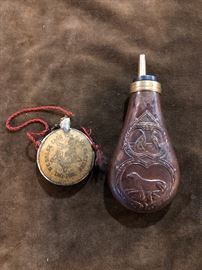 G,A.R. We drink from the same canteen 1861 - 1865,  Italy powder flask